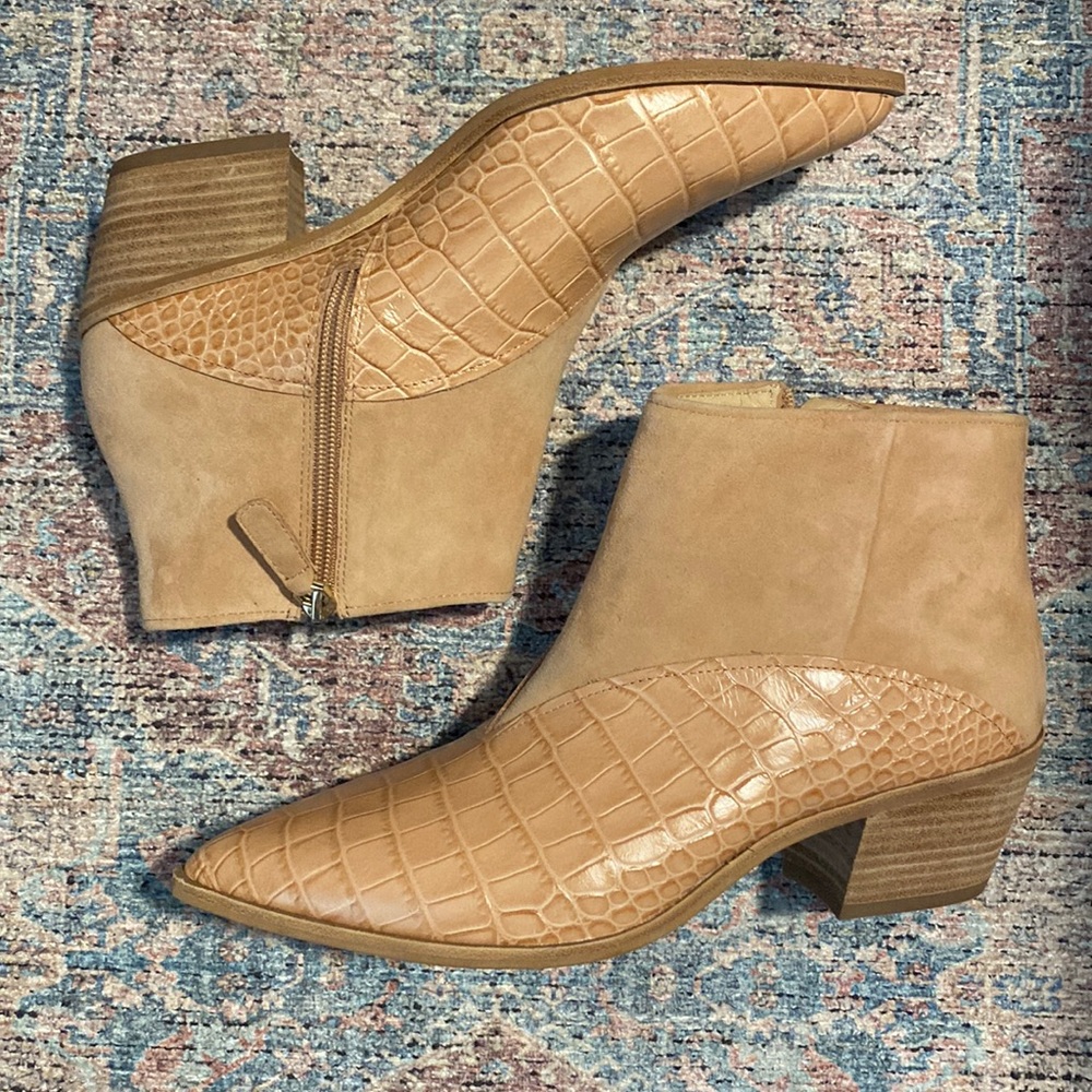 Louise et cie leather and suede bootie